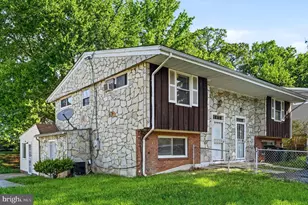 6516 Seat Pleasant Dr, Capitol Heights, MD 20743 - Photo 2