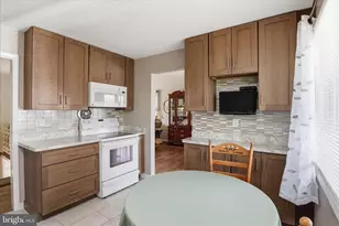 7602 Kipling Pkwy, District Heights, MD 20747 - Photo 6