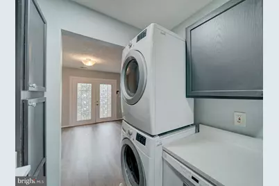 2048 N Anvil Lane, Temple Hills, MD 20748 - Photo 16