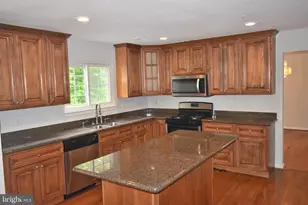 10409 Blackstone Ave, Cheltenham, MD 20623 - Photo 4