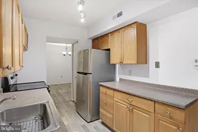 7818 Hanover Parkway #101, Greenbelt, MD 20770 - Photo 12
