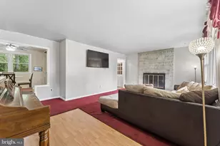 5006 Rayburn Ct, Temple Hills, MD 20748 - Photo 4
