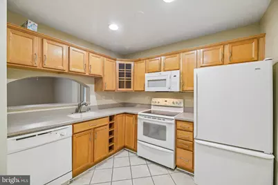 4922 Wealding Way, Oxon Hill, MD 20745 - Photo 8