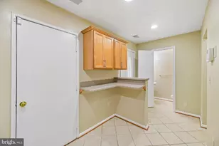 4922 Wealding Way, Oxon Hill, MD 20745 - Photo 4