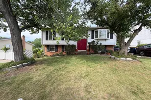 4231 Kinmount Rd, Lanham, MD 20706 - Photo 2