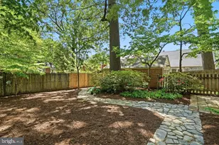 4003 Oglethorpe St, Hyattsville, MD 20782 - Photo 32
