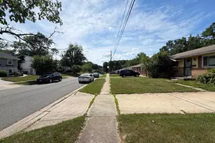 7914 Dellwood Ave, Lanham, MD 20706 - Photo 6