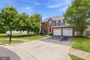 10003 Goose Pond Ct, Laurel, MD 20708 - Photo 2
