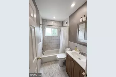 907 E Meadows Court, Oxon Hill, MD 20745 - Photo 8