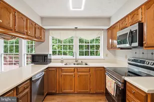 12700 Quarterhorse Dr, Bowie, MD 20720 - Photo 16