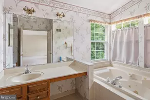 12700 Quarterhorse Dr, Bowie, MD 20720 - Photo 28