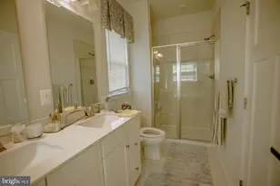 8210 Goldstone Ct, Hyattsville, MD 20785 - Photo 36