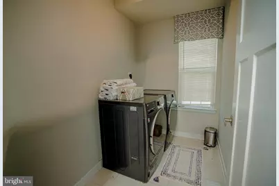 8210 Goldstone Court, Hyattsville, MD 20785 - Photo 22