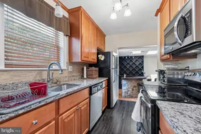 8410 Ravenswood Road, Hyattsville, MD 20784 - Photo 36