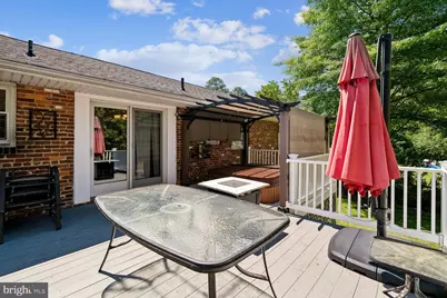 8410 Ravenswood Road, Hyattsville, MD 20784 - Photo 24
