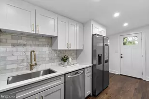 6923 Randolph St, Hyattsville, MD 20784 - Photo 16