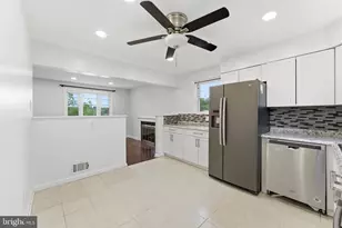 6922 Emerson St, Hyattsville, MD 20784 - Photo 8
