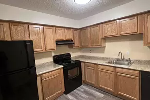 9200 Edwards Way, Hyattsville, MD 20783 - Photo 4