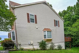 10324 Broom Ln, Lanham, MD 20706 - Photo 4