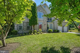 4306 Taverngreen Ln, Bowie, MD 20720 - Photo 2