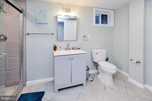 3802 Cedar Dr, Suitland, MD 20746 - Photo 10