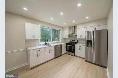 5733 Joan Lane, Temple Hills, MD 20748 - Photo 12