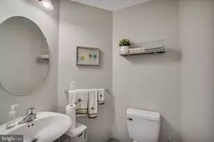 13509 Oaklands Manor Dr, Laurel, MD 20708 - Photo 14