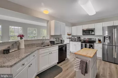 13509 Oaklands Manor Drive, Laurel, MD 20708 - Photo 4