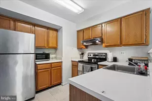 936 Lake Overlook Dr, Bowie, MD 20721 - Photo 16
