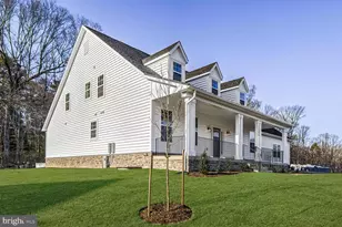 11304 Eliana Ct, Glenn Dale, MD 20769 - Photo 2