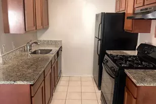 1924 Dutch Village Dr, Landover, MD 20785 - Photo 2