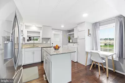 9132 Goldenrod Lane, Upper Marlboro, MD 20772 - Photo 2