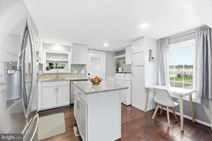 9132 Goldenrod Ln, Upper Marlboro, MD 20772 - Photo 2