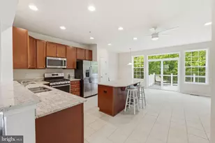 4827 Forest Pines Dr, Upper Marlboro, MD 20772 - Photo 10