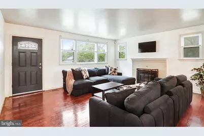 6207 Walton Avenue, Suitland, MD 20746 - Photo 4