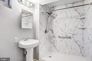 6207 Walton Ave, Suitland, MD 20746 - Photo 18