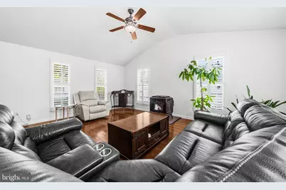 4107 Henson Lane, Temple Hills, MD 20748 - Photo 4