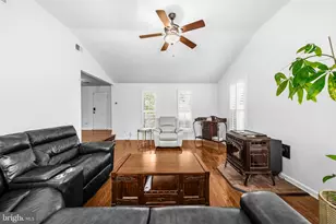 4107 Henson Ln, Temple Hills, MD 20748 - Photo 6