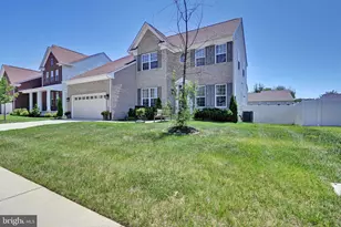 5809 McIntosh Pl, Brandywine, MD 20613 - Photo 2