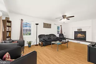 12112 Faith Ln, Bowie, MD 20715 - Photo 6