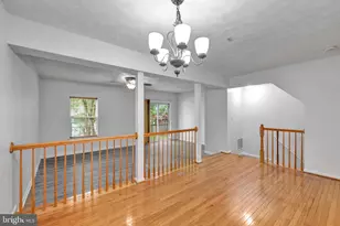 2406 Lemontree Ln, Springdale, MD 20774 - Photo 12