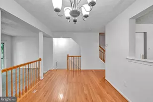 2406 Lemontree Ln, Springdale, MD 20774 - Photo 10