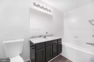 2406 Lemontree Ln, Springdale, MD 20774 - Photo 8
