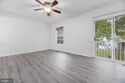 2406 Lemontree Lane, Springdale, MD 20774 - Photo 10