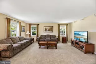 4015 Woodrow Ln, Bowie, MD 20715 - Photo 4