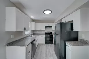 4708 Snowflower Blvd, Oxon Hill, MD 20745 - Photo 16