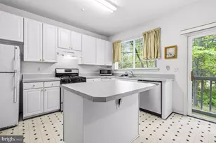 4301 Hickory Leaf Ct, Bowie, MD 20716 - Photo 10