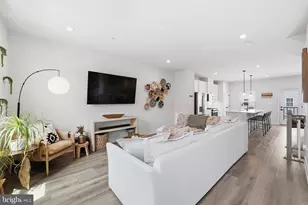 130 Green Branch Rd, Laurel, MD 20708 - Photo 16