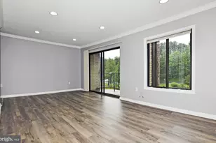 6928 Hanover Pkwy, Greenbelt, MD 20770 - Photo 14