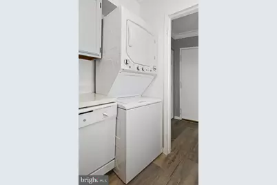 6928 Hanover Parkway #303, Greenbelt, MD 20770 - Photo 10